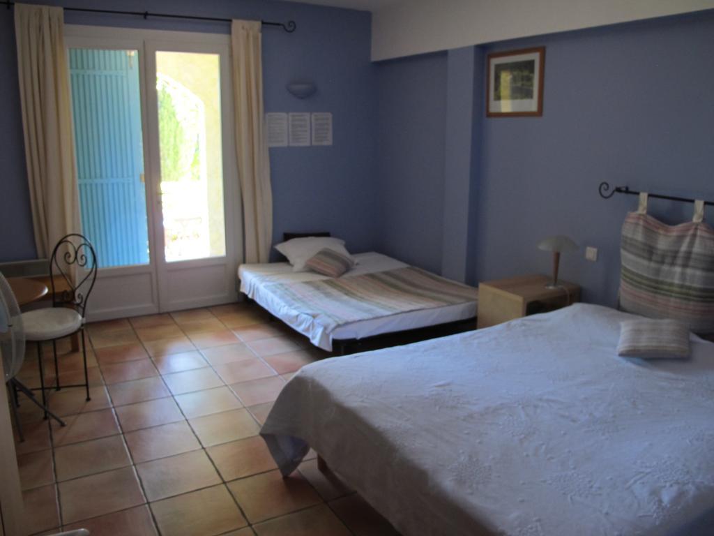 Les Arcades Apartamento Fayence Habitación foto
